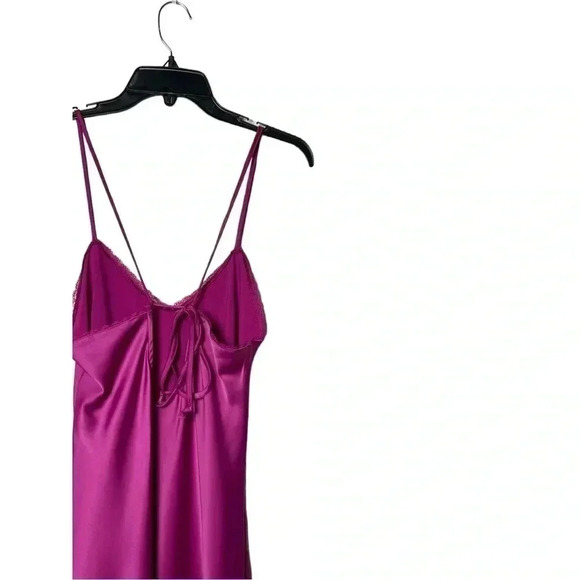 1683. WILD FABLE MINI LENGTH SLIP DRESS SIZE SMALL HOT PINK IN COLOR OPEN BACK - Picture 8 of 10